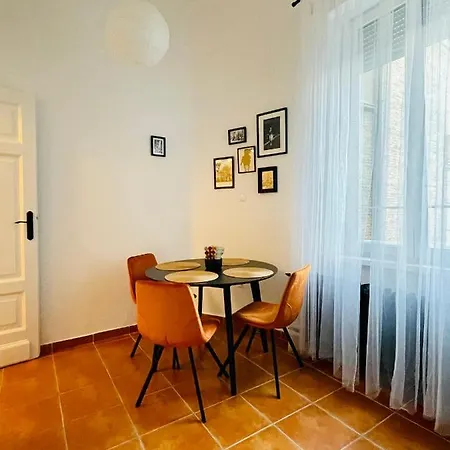 Apartment Charm Boutique *